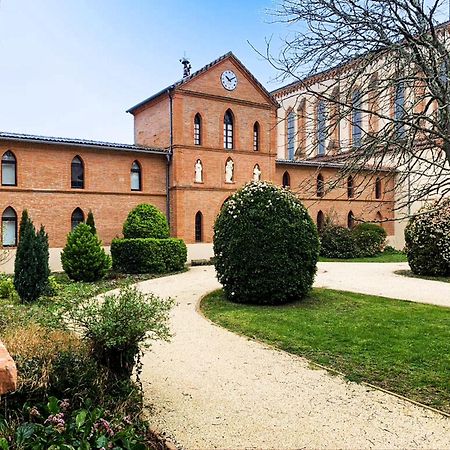 Hotellerie De L'Abbaye Bellegarde-Sainte-Marie Экстерьер фото