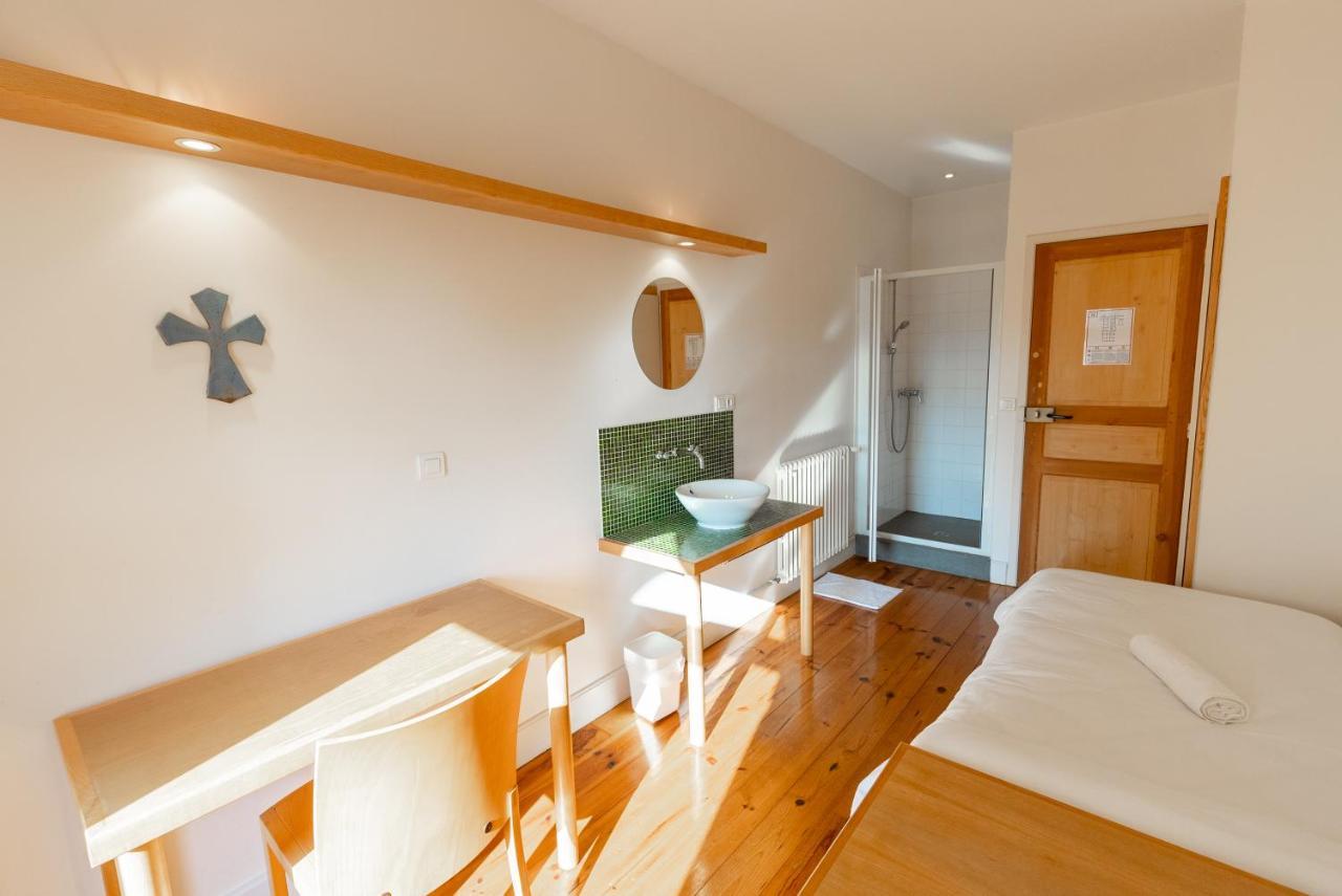 Hotellerie De L'Abbaye Bellegarde-Sainte-Marie Экстерьер фото