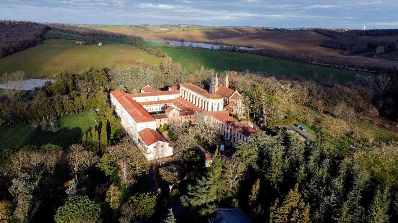 Hotellerie De L'Abbaye Bellegarde-Sainte-Marie Экстерьер фото