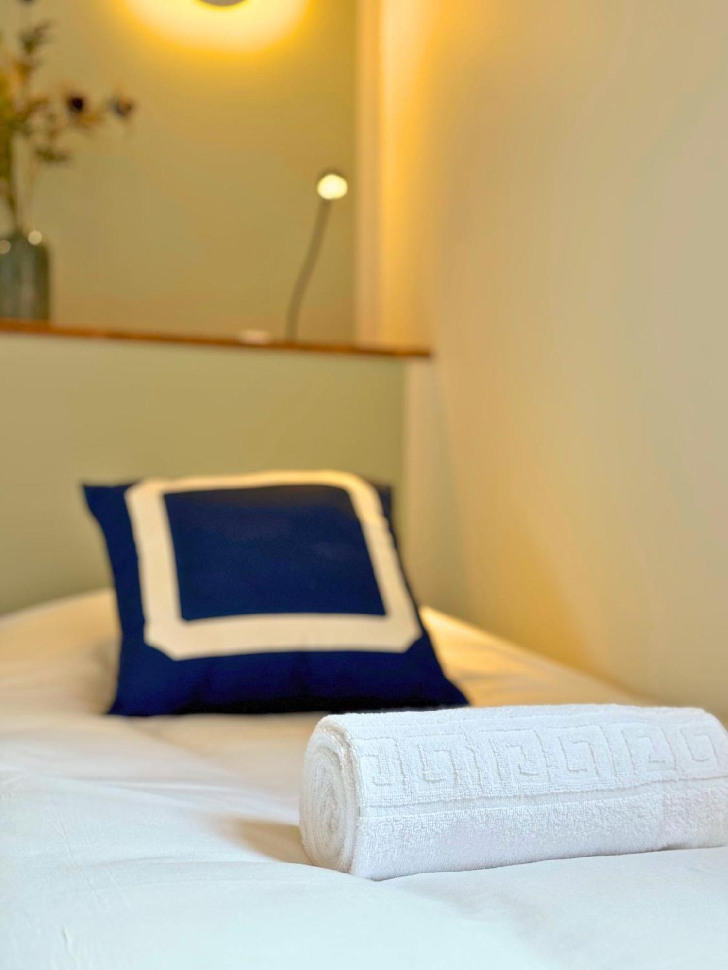 Hotellerie De L'Abbaye Bellegarde-Sainte-Marie Экстерьер фото
